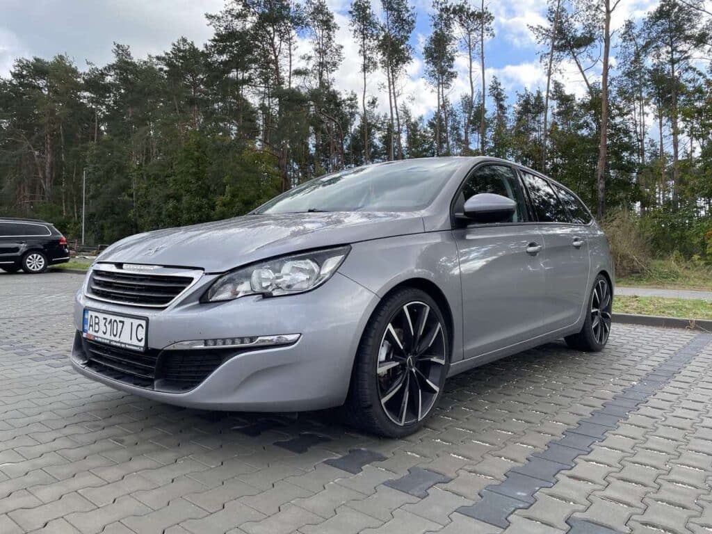 Игорь, Париж