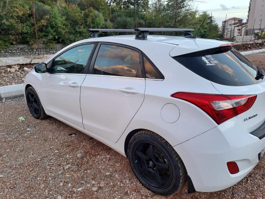 Сергій, 29 років, Прага